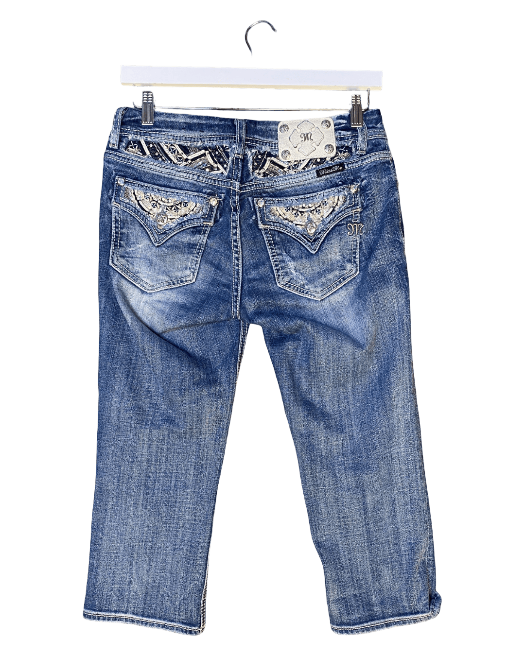 Size 28 | Miss Me Bedazzled Capri Jeans
