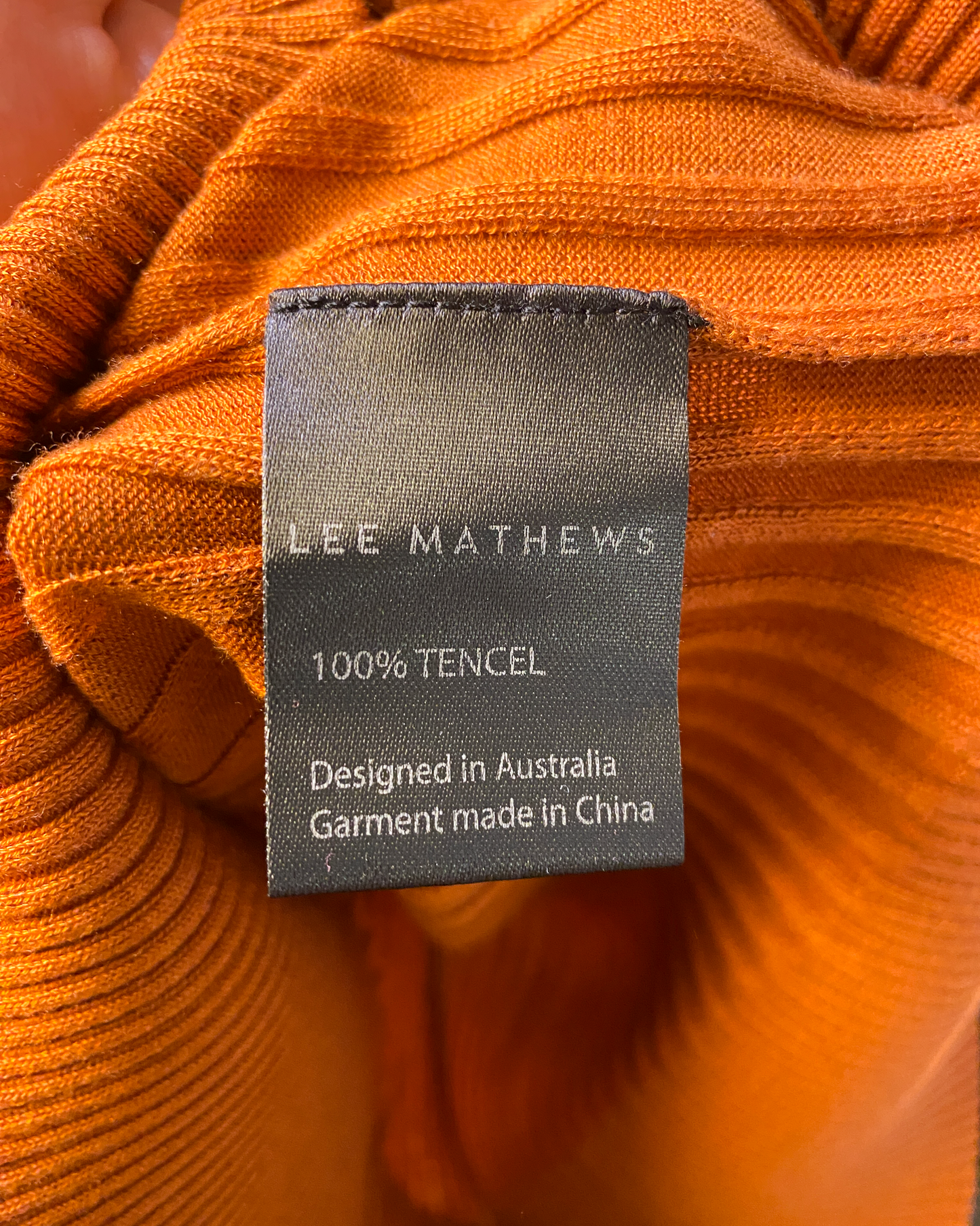 Size M | Lee Mathews Ribbed Knit Tencel Top
