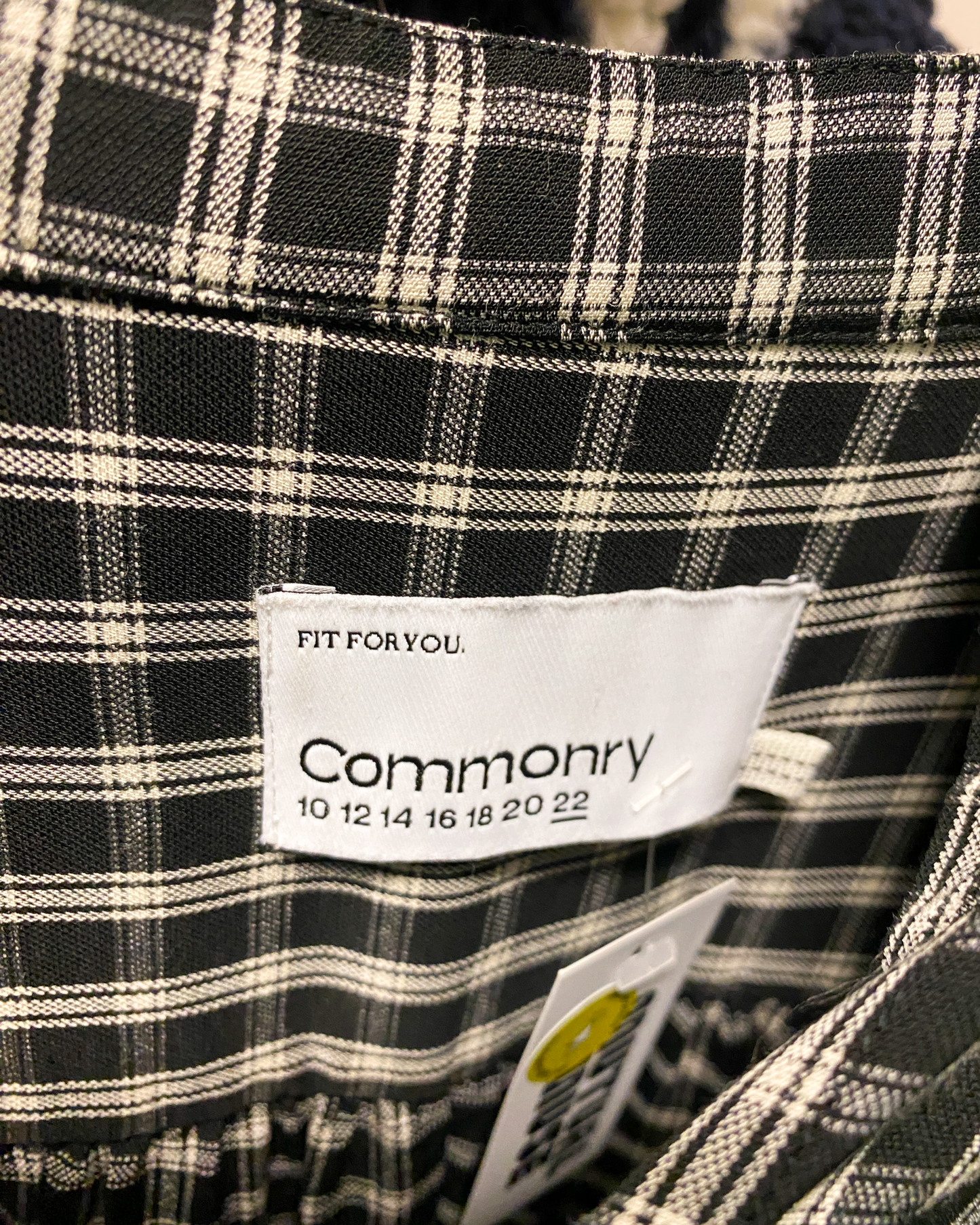 Size 22 | Commonry Check Top