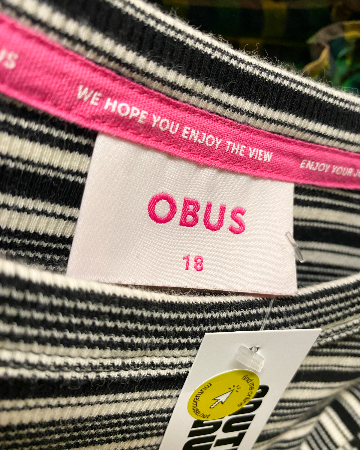 Size 3XL | Obus Striped Puff Sleeve T-shirt