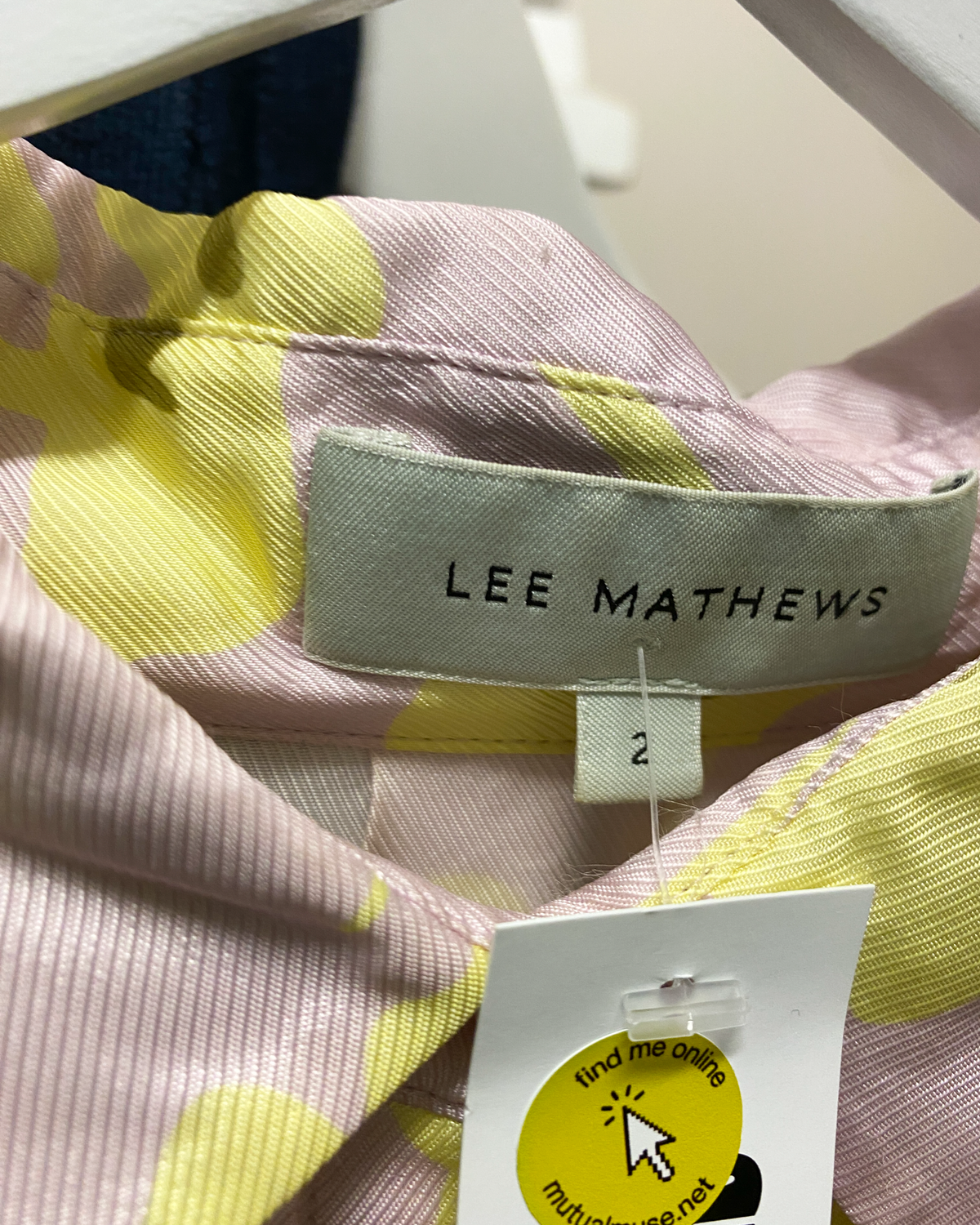 Size 2 (M) | Lee Matthews Satin Floral Puff Sleeve Shirt